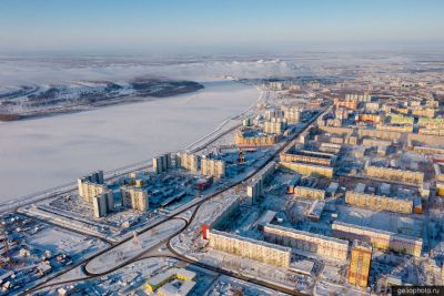 Набережная Оби в Нижневартовске с высоты фото