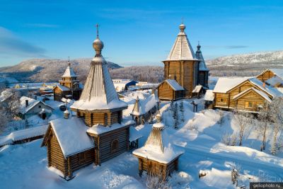 Архиерейское Свято-Феодоритовское подворье в Мурманске фото