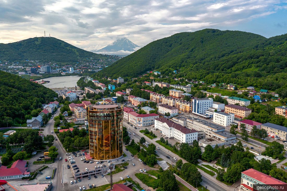 БЦ Золотая башня в Петропавловске-Камчатском фото