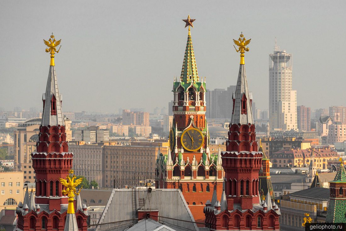 Спасская башня Московского Кремля фото