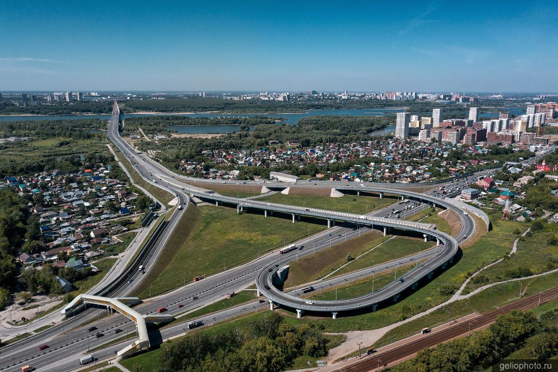 Развязка на Бугринский мост фото