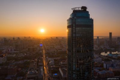 Бизнес-центр Высоцкий в Екатеринбурге фото