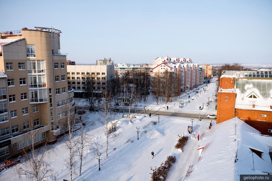 Улица Карла Маркса в Ханты-Мансийске фото