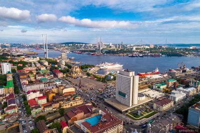 Правительство Приморского края во Владивостоке фото