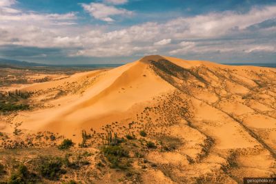 Песчаный бархан Сарыкум фото