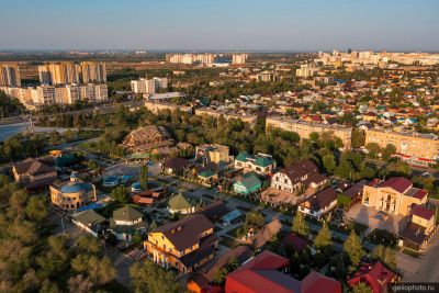 Культурный комплекс Национальная деревня в Оренбурге фото