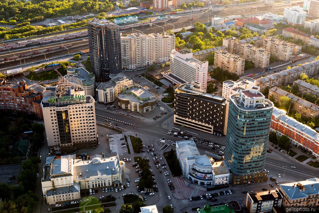 Пересечение Ленина и проспекта Димитрова в Новосибирске фото
