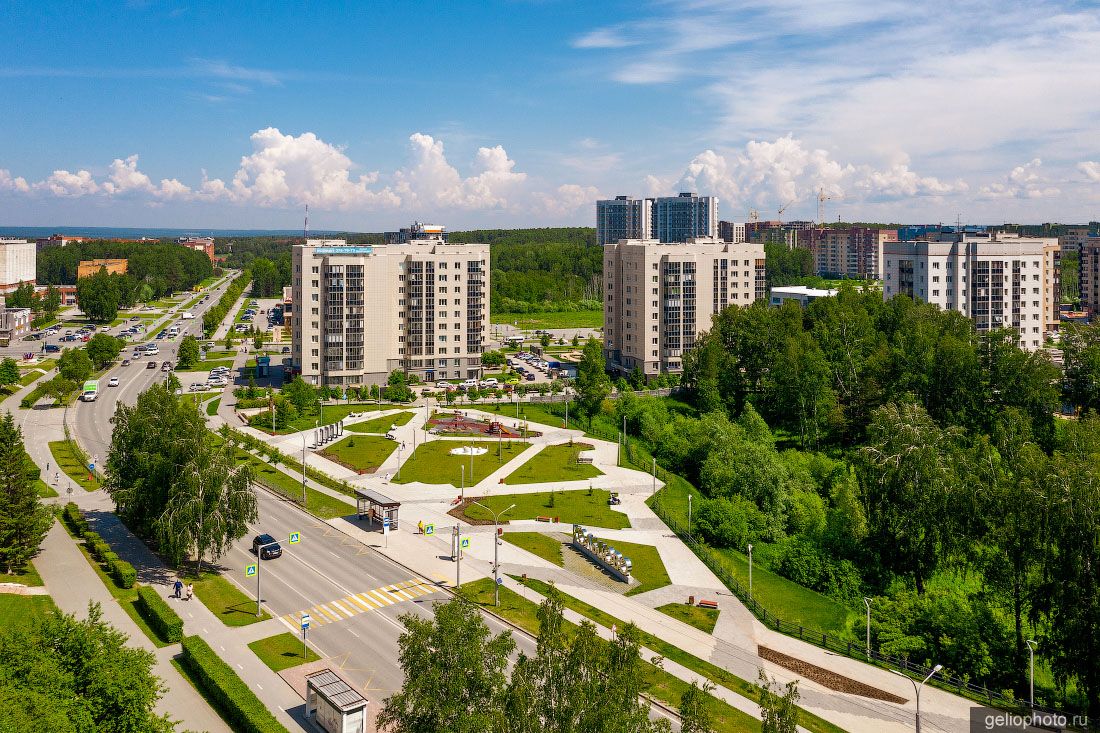 Сквер Сандахчиева в Кольцово фото