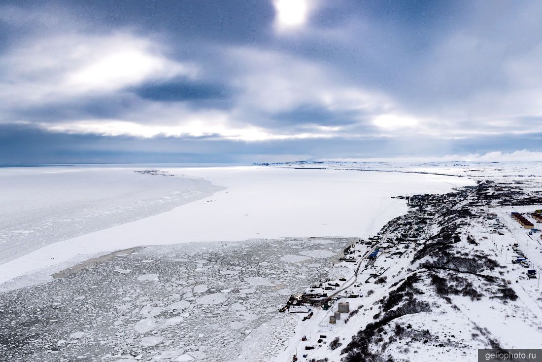 Залив Корфа на Камчатке с высоты фото