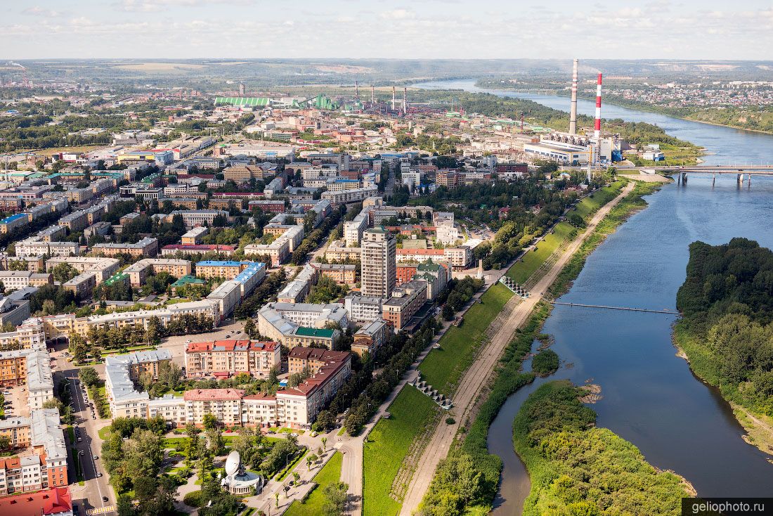 Набережная Томи в Кемерово с высоты фото