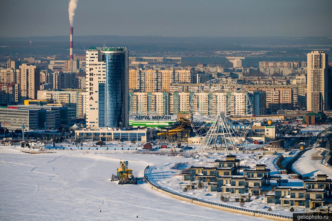 Гостиница Ривьера в Казани зимой фото