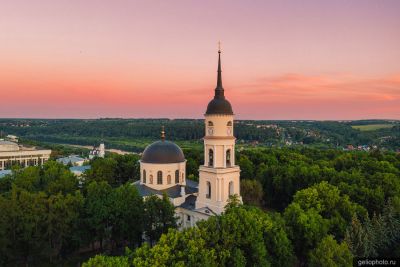 Свято-Троицкий собор в Калуге фото