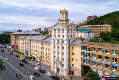 Здание городской Думы Владивостока фото