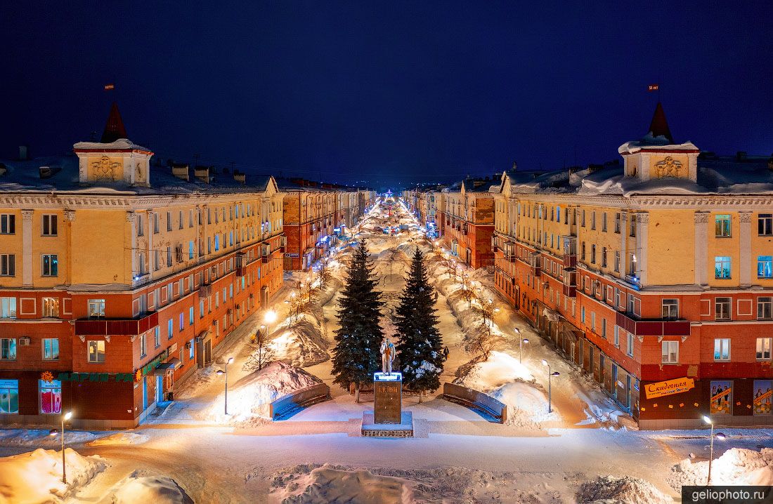 Коммунистический проспект в Междуреченске фото