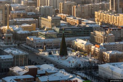 Площадь 1905 года в Екатеринбурге зимой фото