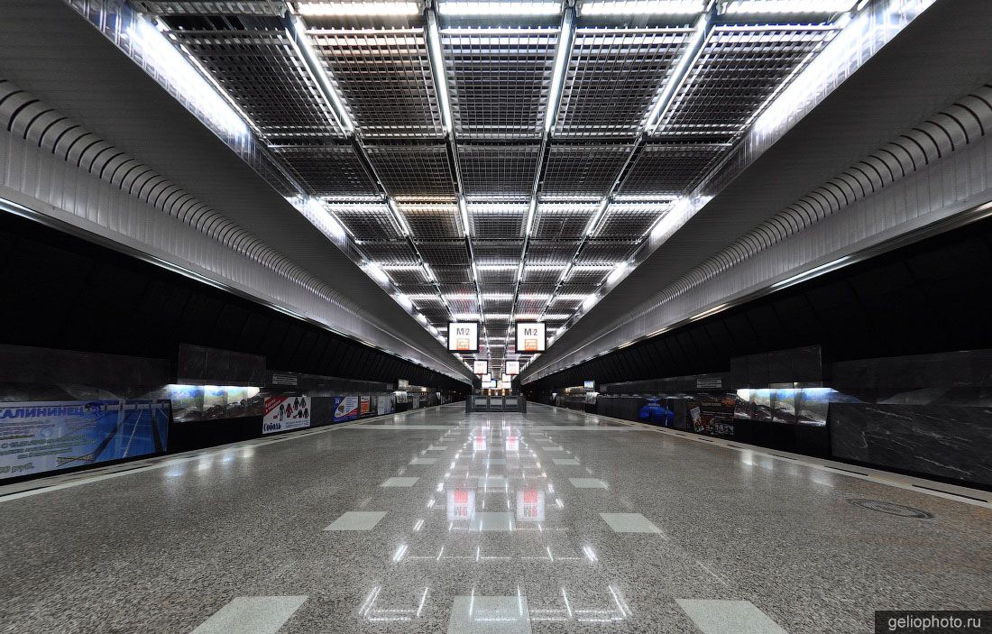 Станция Геологическая в Екатеринбургском метро фото