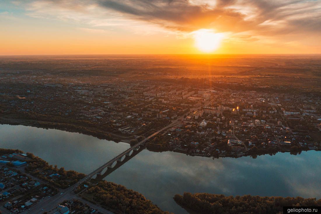 Бийск на закате с высоты фото