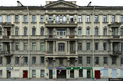 Дом на Жуковского 6 в Санкт-Петербурге фото