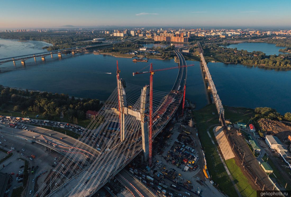 Центральный мост в Новосибирске фото
