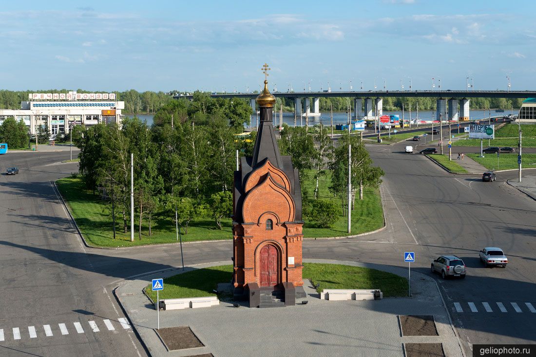 Часовня Князя Владимира в Барнауле фото