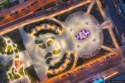 Фонтан на эспланаде в Перми с высоты фото