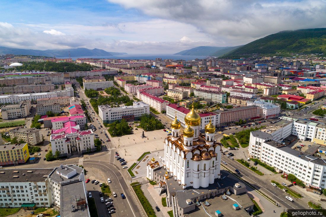 Свято-Троицкий собор в Магадане фото