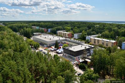 Торговый центр Академгородка в Новосибирске фото