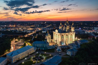 Свято-Успенский собор в Смоленске фото