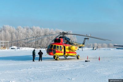 Вертолёт Ми-8 санавиации зимой фото