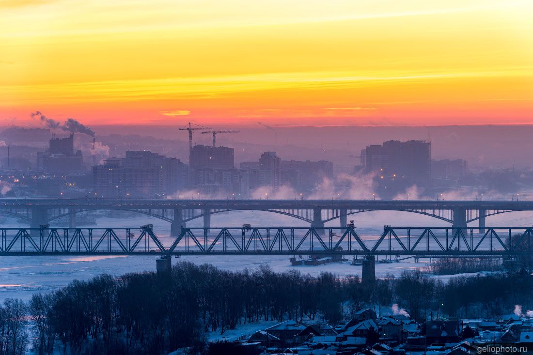 Железнодорожный мост в Новосибирске зимой фото