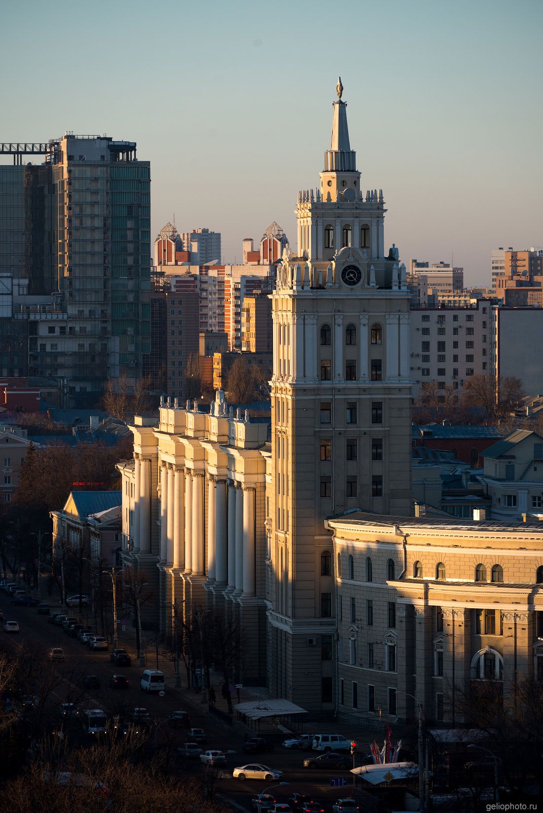 Здание Управления ЮВЖД в Воронеже фото